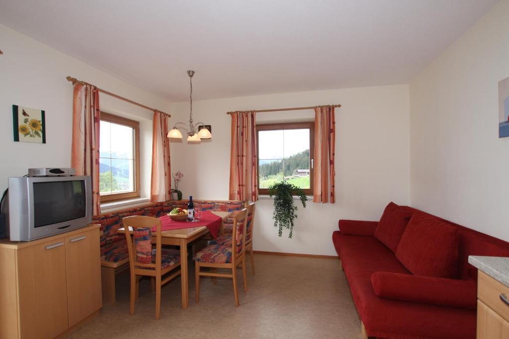 Vila Bauernhof Hundbichl Brixen im Thale Pokoj fotografie